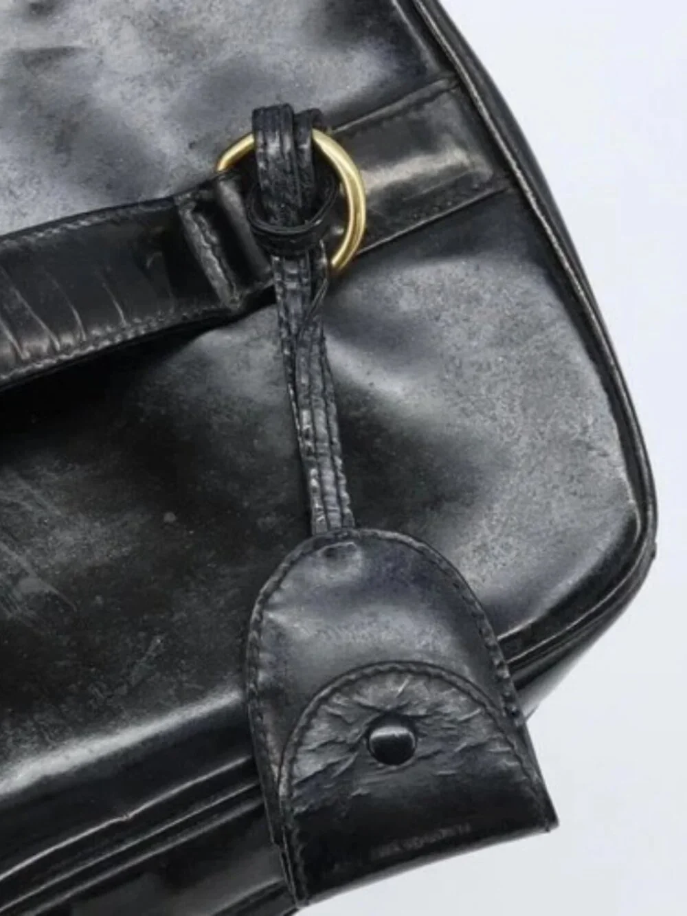 CHANEL Vanity Pouch Patent leather Black Gold CC Auth bs33674